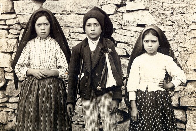 Fátima Nazaré and Óbidos Full Day Private Tour From Lisbon - Frequently Asked Questions