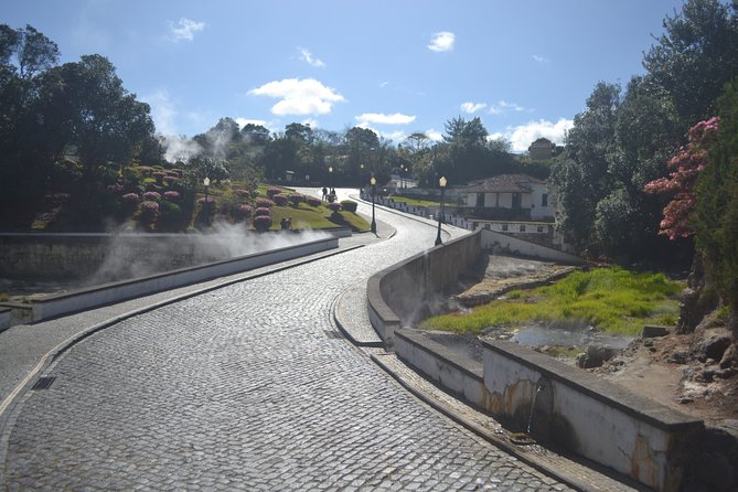 Full Day Highlights of São Miguel Island - Lunch Experience Included