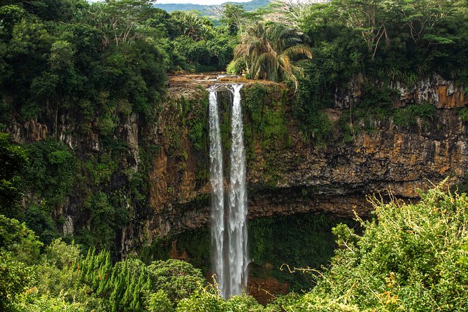 Full Day Picturesque South:Chamarel,Rhumerie,Ganga Talao - Chamarel: The Seven Colored Earths