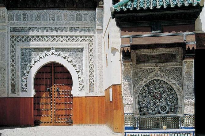 Full Day Private Guided Tour in Fes Medina - Booking Details