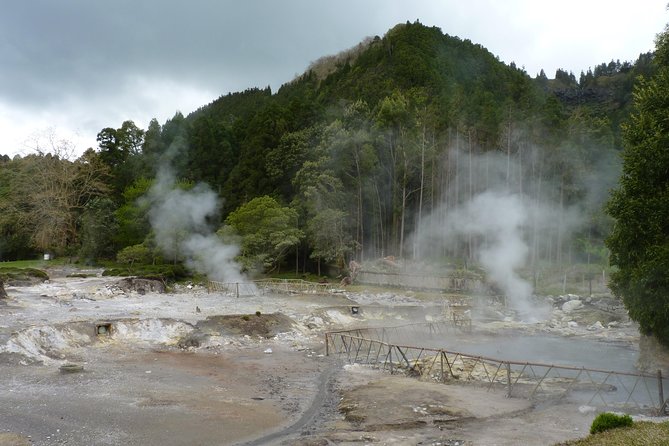 Full Day Tour Furnas Hot Springs and Gastronomy - Tour The Sum Up