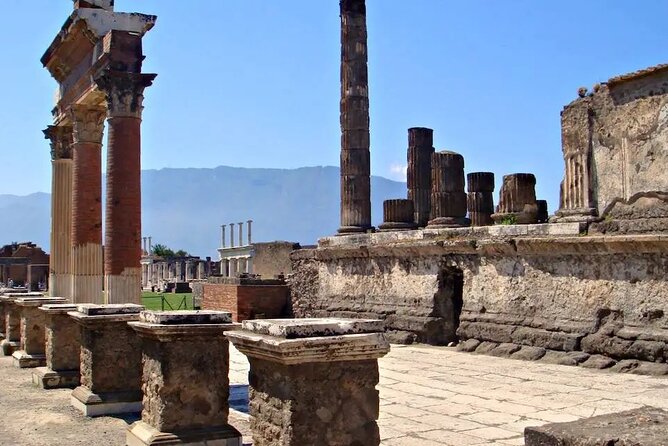 Guided Visit by an Archaeologist to the Ruins of Pompeii From Naples - What To Expect