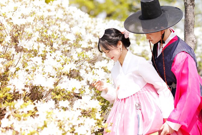 Gyeongbokgung Palace Hanbok Rental Experience in Seoul - Accessibility and Size Availability