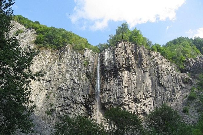 Highest Waterfall and Medieval Castle - Tour Price