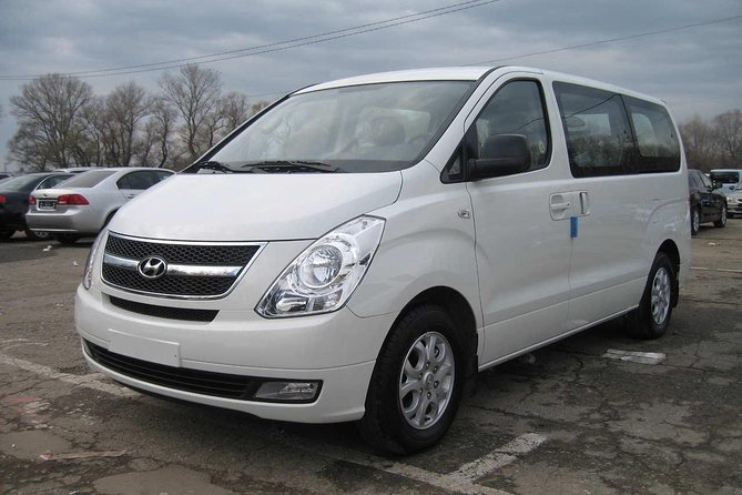 Hire a Minivan & Driver for Your Tours and Business Needs - What To Expect