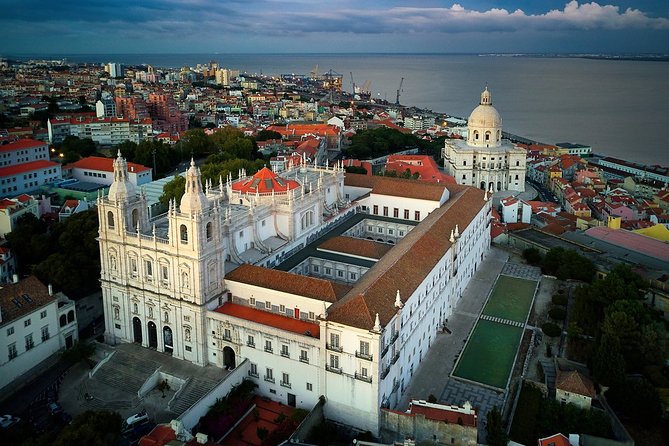 Lisbon Historical Vintage Tour: Old Lisbon - End Point and Expectations