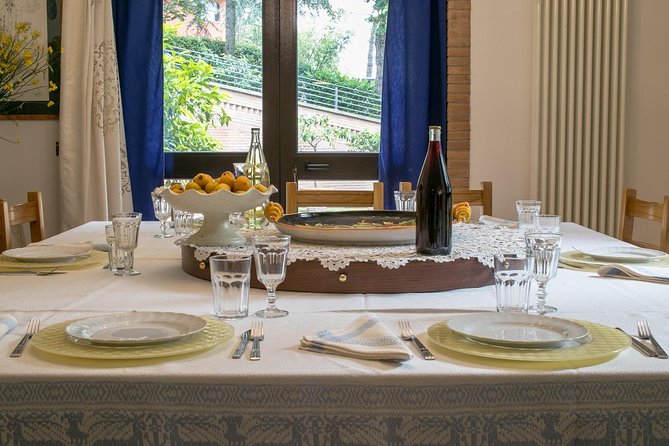 Local Market Visit and Dining Experience at a Locals Home in Chieti - Location Details