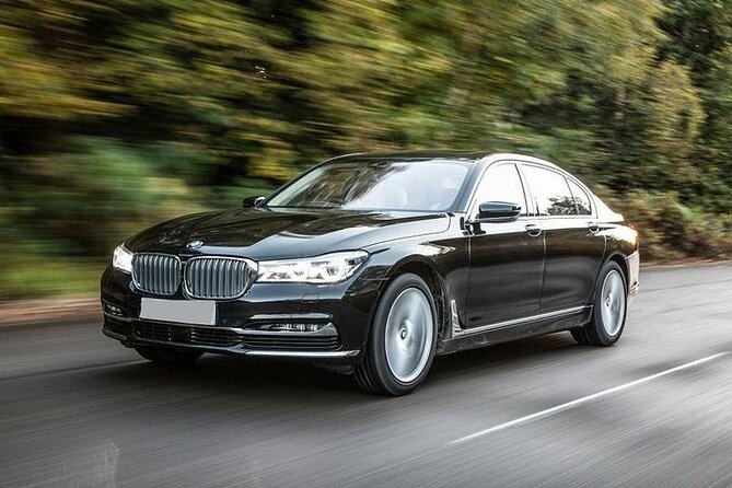 Luxury Car Transfer From Sharjah Airport SHJ to Sharjah City - Availability and Hours