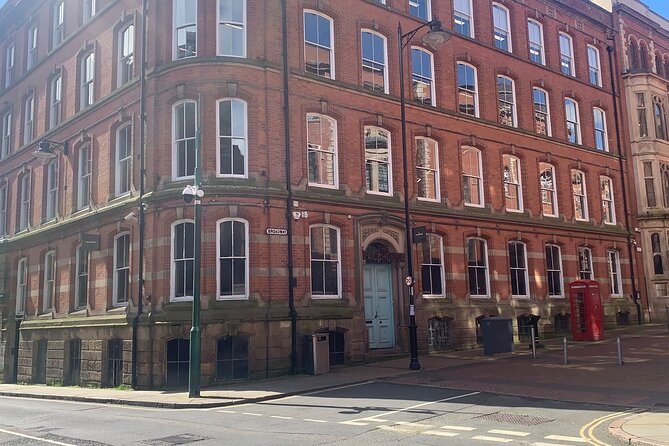Medieval to Modern: Self Guided Tour of Nottinghams Architecture - What To Expect