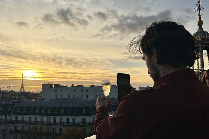 Perfume Workshop and Sparkling Wine With Eiffel Tower View - Experience Highlights