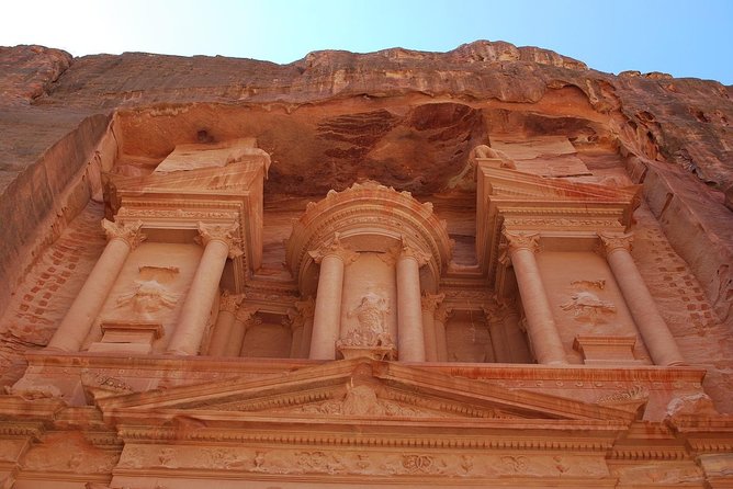 Petra Day Tour- Best of Petra Tour From Amman With Guide and Lunch Included - Guides Expertise and Services
