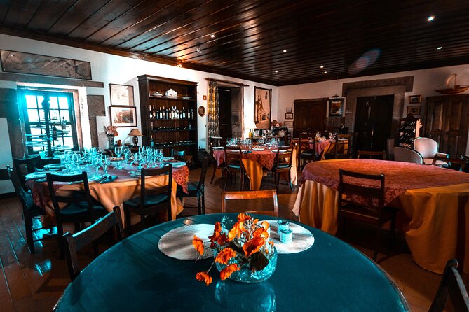 Porto: Private Tour Douro Valley/Winery SECXVIII /Boat/Lunch - Tour Description
