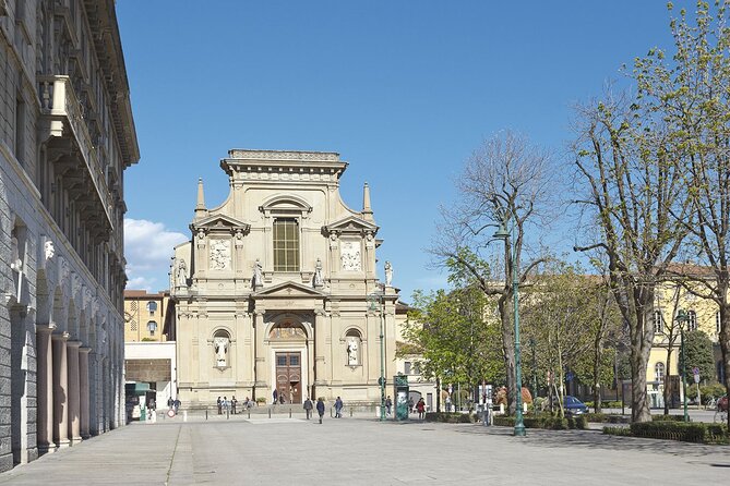 Private Audio Guided Walking Tour in Bergamo - Accessibility Information