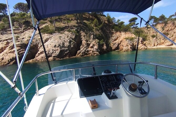 Private Boats and Fishing Excursions.​ - Meeting and Pickup Details