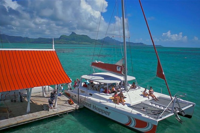 Private Charter Full Day Cruise: Île Aux Cerfs - Booking and Cancellation Policy