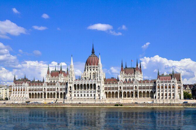 Private City Tour Budapest Modern - Meeting Point Details