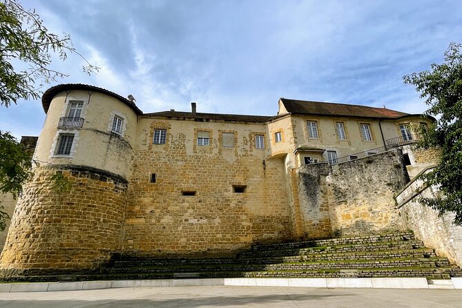 Private Guided Tour of Bayonne With a Licesend Guide. - Meeting Point