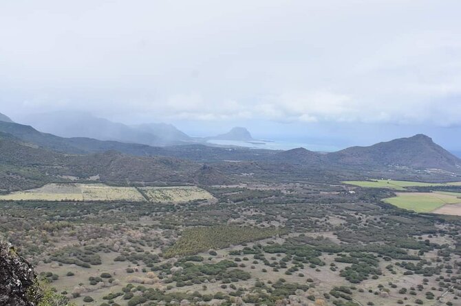 Private Hike to the Mountain of Three Mamelles - Reviews