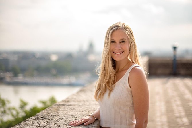 Private Photoshoot in Budapest With Your Personal Photographer - Review Experience From a Traveler