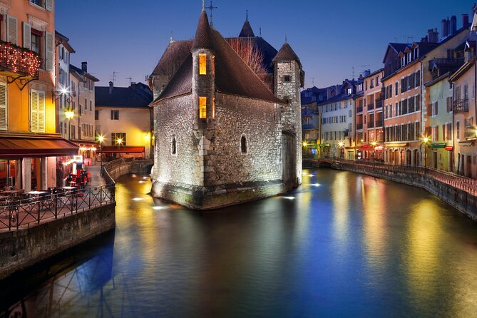 Private Self-Guided Scavenger Hunt and Best Landmarks in Annecy - Additional Tips