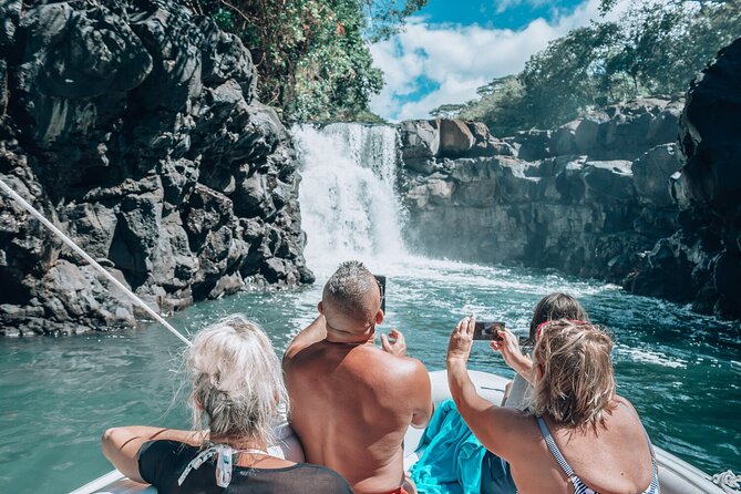 Private Speed Boat to Ile Aux Cerfs Full-Day Incl: Lunch & Transfer - Pickup Information