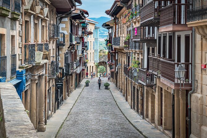 Private Tour in Hondarribia With Beer or Wine - Booking Process