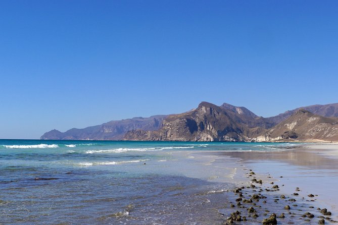 Private Tour Mountains and Beaches of the West Coast (Fazaya Beach+Shaat Cliff) - Inclusions and Amenities