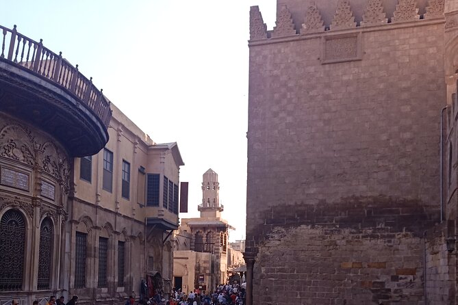 Private Tour to Giza Pyramids, & the National Museum & Old Coptic City & Bazaar - Frequently Asked Questions