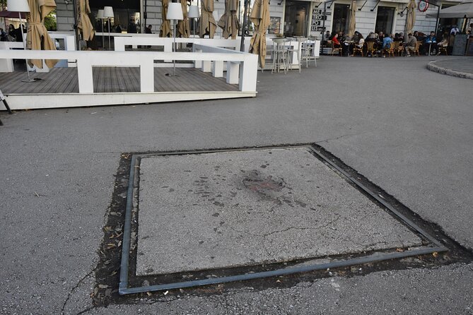 Private Walking Self Guided Audio Tour Visit to Sarajevo - Tour Features