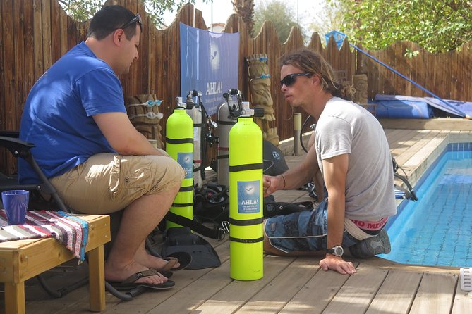 Refresh Dive for Certified Divers - Meeting and Pickup Information