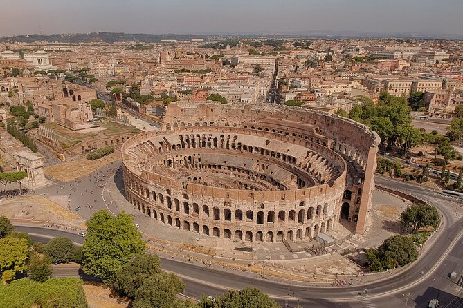 Rome: Colosseum and Historic Centre Private Walking Tour - Meeting Point