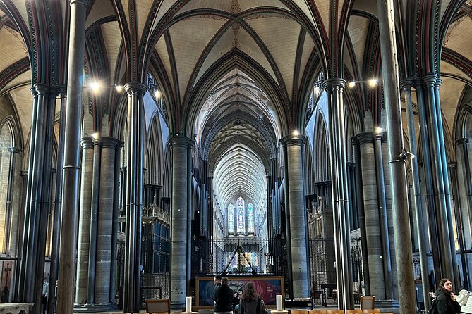 Salisbury Cathedral Post Cruise Oxford PhD Guide London Transfer - Pickup Details