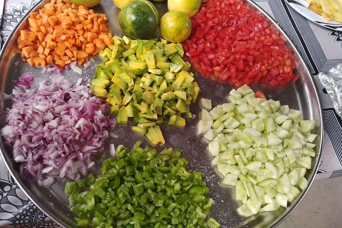 Sandbank Picnic and Dhow Sailing With Seafood Lunch - Inclusions and Features