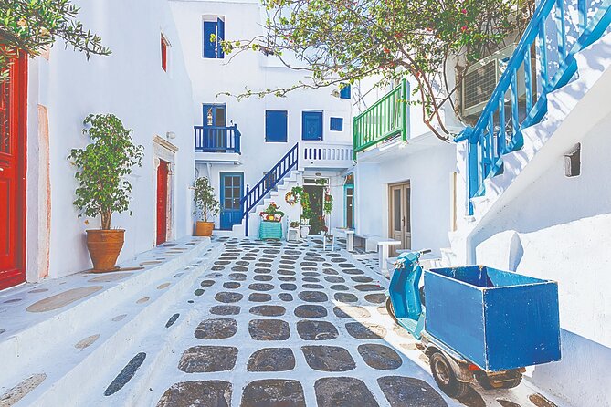 Santorini Island Private Transfers From and To Airport/Port - Frequently Asked Questions