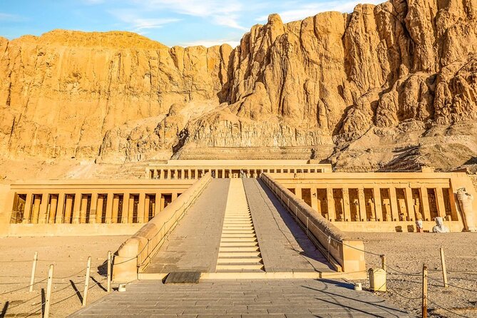 Semi Private Luxor Kings Valley, Karnak & Hatshepsut - Hurghada - Tour Details