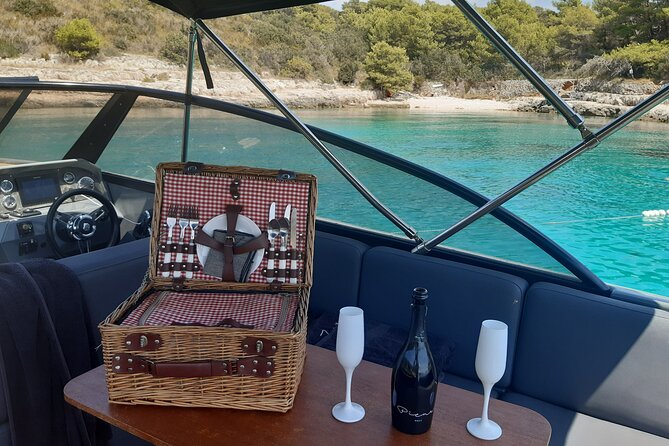South Side Hvar & Pakleni Islands Full-Day Private Boat Tour - Cancellation Policy