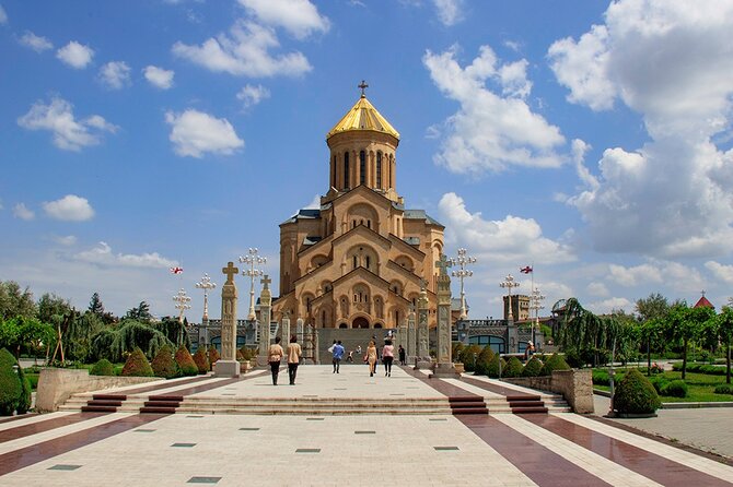 Tbilisi Airport Transfers: Tbilisi City to Tbilisi Airport TBS in Standard Car - The Sum Up