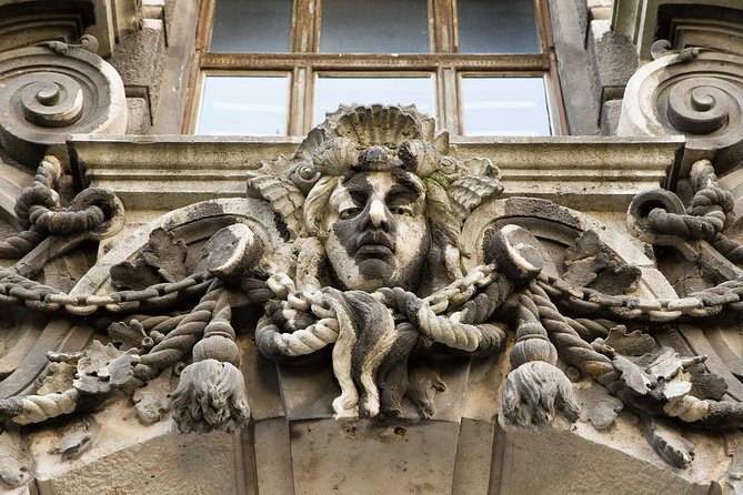 The Beginners Guide to Budapest - Private City Tour With Cake & Coffee - Tips for an Enjoyable Experience
