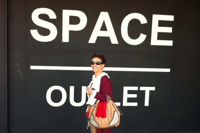 The MALL Outlets and Prada Shopping Tour - Location Details