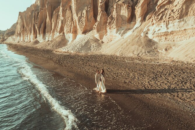 Trash The Dress in Santorini - Meeting Point Information