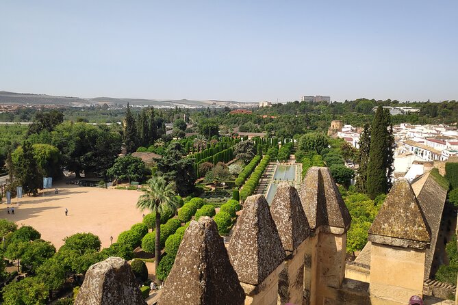 Visit Alcazar De Los Reyes Católicos