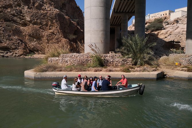 Wadi Shab Trekking and Swimming Tour - Reviews and Ratings
