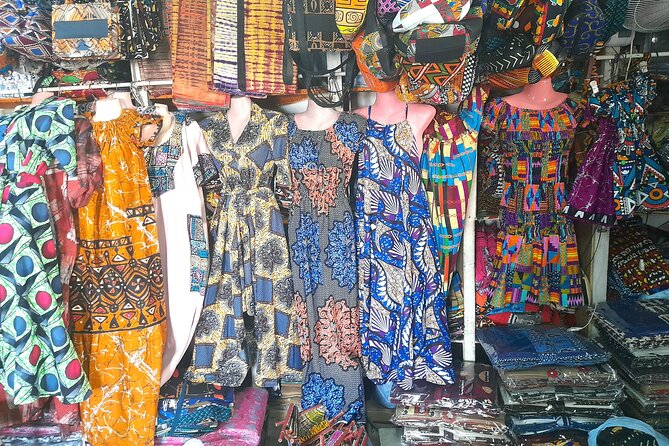 Your Assistant in Interpretation & in Shopping in Dakar Markets - Directions