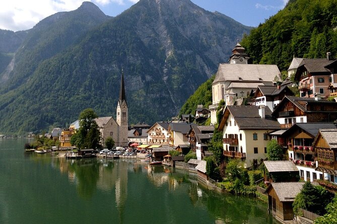 2-Day Private Tour From Prague to Munich via Hallstatt, Salzburg and Krumlov - Pickup Details