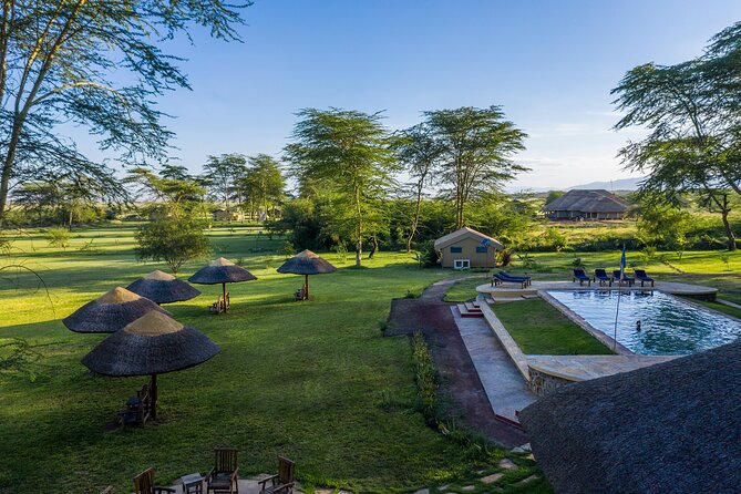 3-Day Safari Tarangire and Flamingo Walk Lake Natron Private Guided Tour - Operating Hours