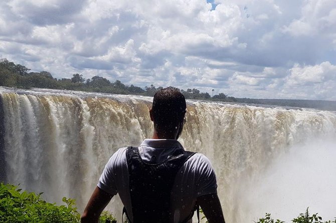 3 Days Ultimate Victoria Falls Safari in Zimbabwe - Pickup and Meeting Details