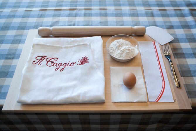 4 Hour Cooking Class in Tuscan Farmhouse Near Siena - Location and Details