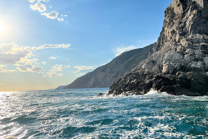 4-Hour Guided Boat Tour With Aperitif at Sunset in Spezia - Inclusions and Additional Information