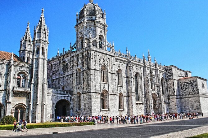 8 Hours Private Historical Tour of Sintra - Inclusions
