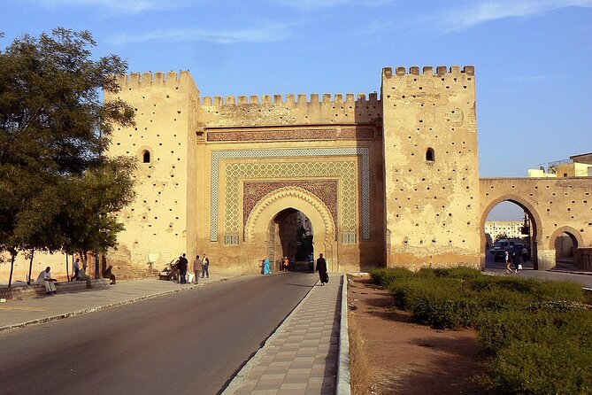 Casablanca to Fez Full-Day Trip - Meeting and Pickup
